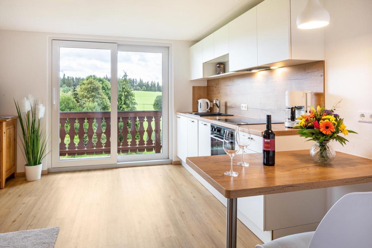 Gaestehaus Steiert Fewo Kuhbergblick Lenzkirch Exterior foto